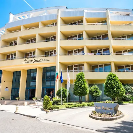 Sun Palace Hotel *