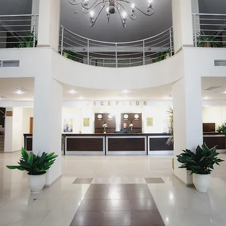 Sun Palace Хотел